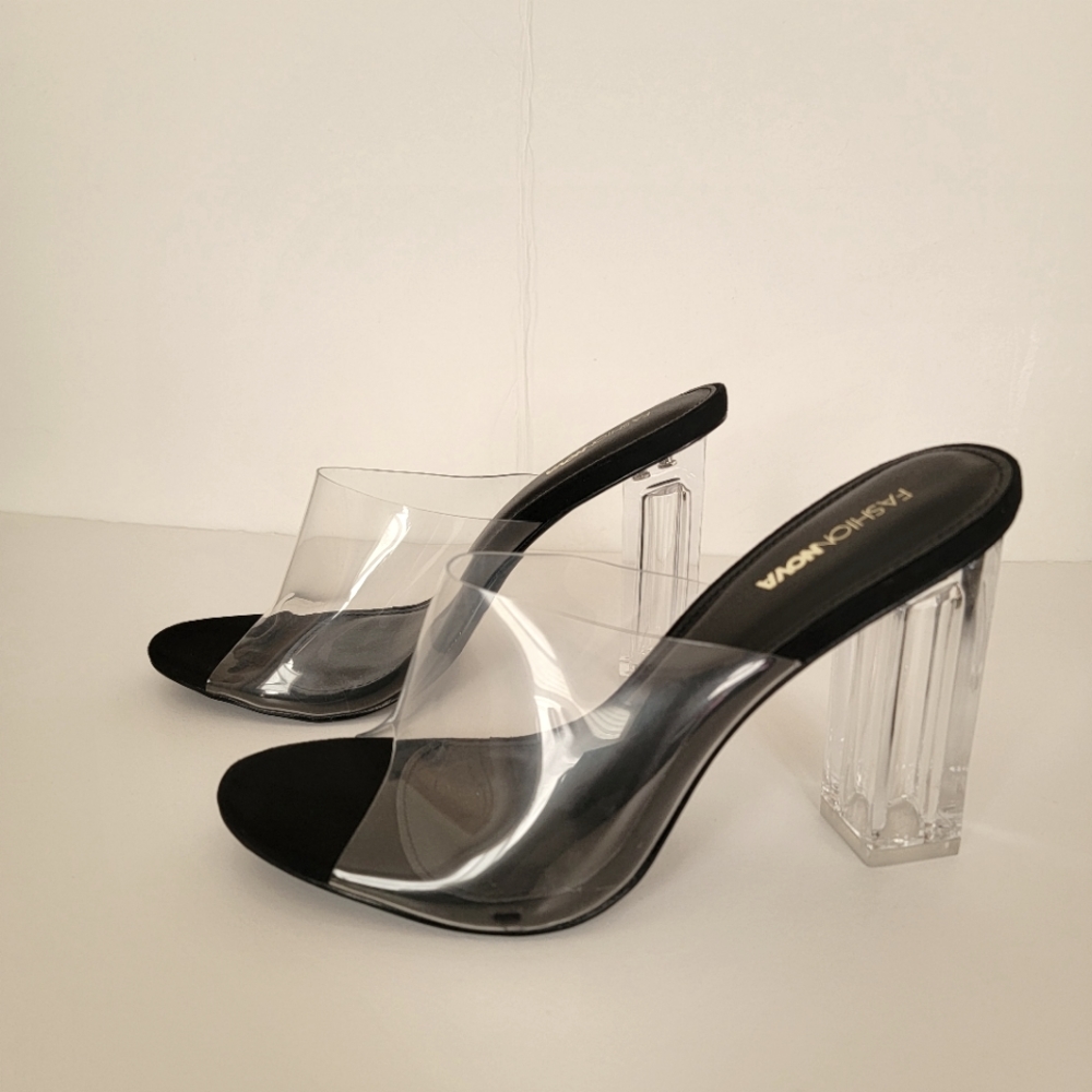 Fashion Nova Heeled Sandals